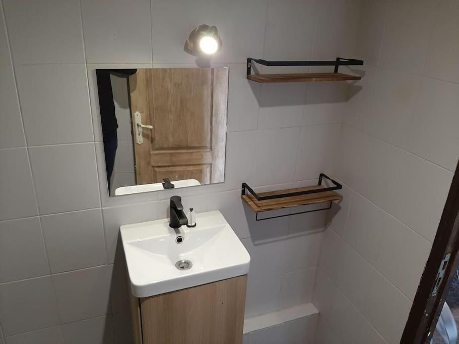 T3 Hyper-Centre Au Calme Tout Equipe Parking Prive Apartamento Castres  Exterior foto