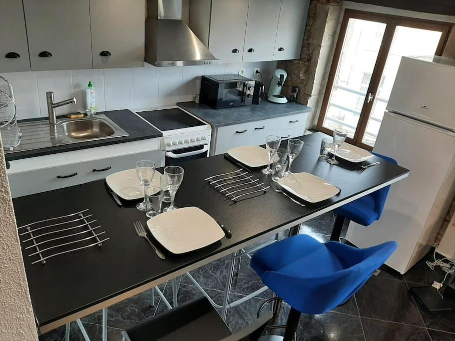T3 Hyper-Centre Au Calme Tout Equipe Parking Prive Apartamento Castres  Exterior foto